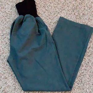 Awesome maternity dress pants